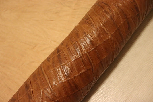 ds70円！[キャメルブラウン]新入荷 イタリアンレザー 牛革 ヌメ革 ショルダー 絞り加工×クロコ型押し 上質 122ds