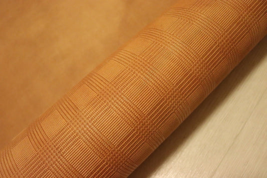 ds70円！[生成り]新入荷 イタリアンレザー 牛革 ヌメ革 ショルダー チェック型押し 上質 137ds