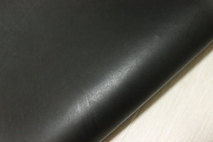 ds70円！[ブラック]新入荷 イタリアンレザー 牛革 ヌメ革 ショルダー スムース加工 Wショルダー 140ds