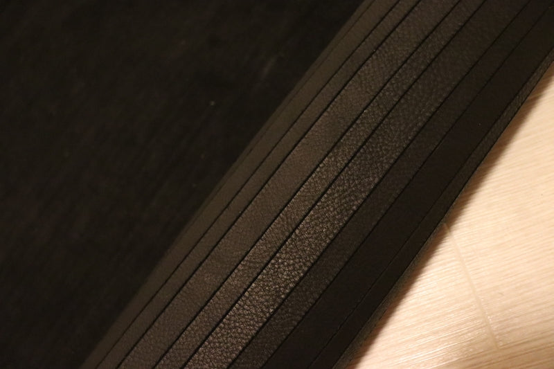 ds70円！[ブラック]新入荷 イタリアンレザー 牛革 ヌメ革 ショルダー ボーダー型押し オイルヌメ 146ds