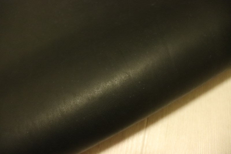 ds70円！[ブラック]新入荷 イタリアンレザー 牛革 ヌメ革 ショルダー オイルヌメ 148ds