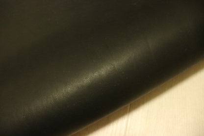 ds70円！[ブラック]新入荷 イタリアンレザー 牛革 ヌメ革 ショルダー オイルヌメ 148ds