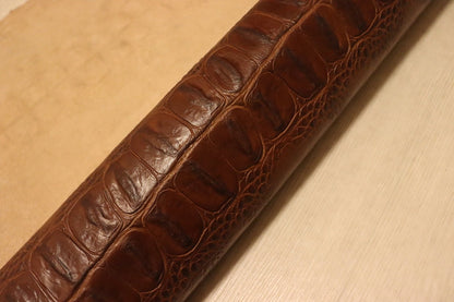 ds72円！[チョコブラン]新入荷 イタリアンレザー 牛革 ヌメ革 ショルダー 背ワニ型押し 上質 113ds