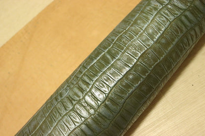 ds72円！[メタリックブルー]新入荷 イタリアンレザー 牛革 ヌメ革 ショルダー クロコ型押し 上質 119ds