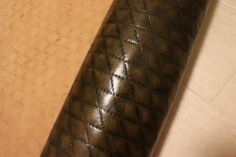 ds72円！[ダークオリーブ]新入荷 イタリアンレザー 牛革 ヌメ革 ショルダー キルティング調型押し 上質 94ds