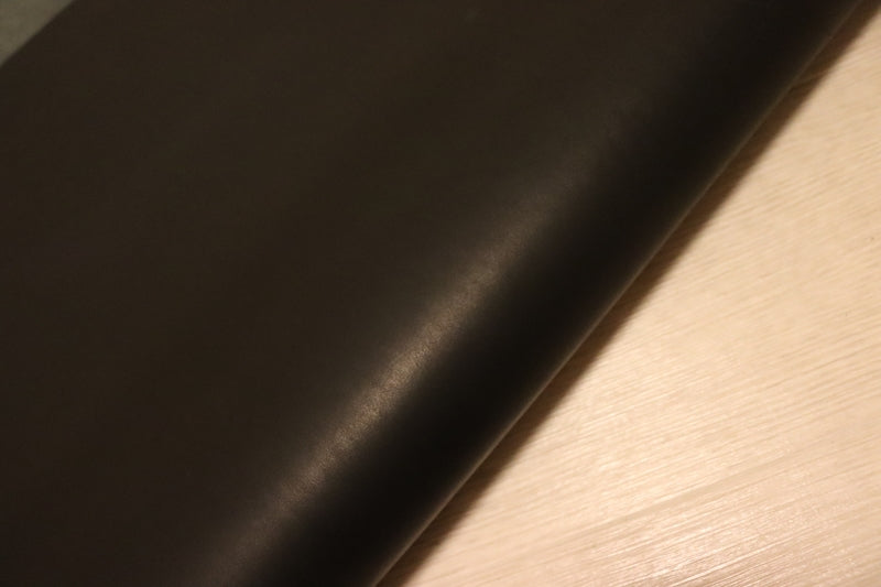 ds75円！[ブラック]新入荷 イタリアンレザー 牛革 ヌメ革 ショルダー スムース加工 上質 133ds