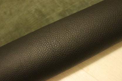 ds75円！[ブラック]新入荷 イタリアンレザー 牛革 ヌメ革 ショルダー シュリンク加工 上質 145ds
