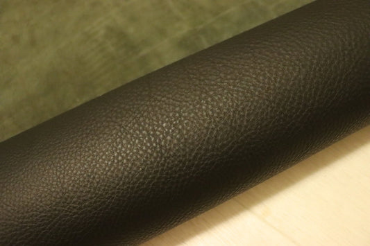 ds75円！[ブラック]新入荷 イタリアンレザー 牛革 ヌメ革 ショルダー シュリンク加工 上質 145ds