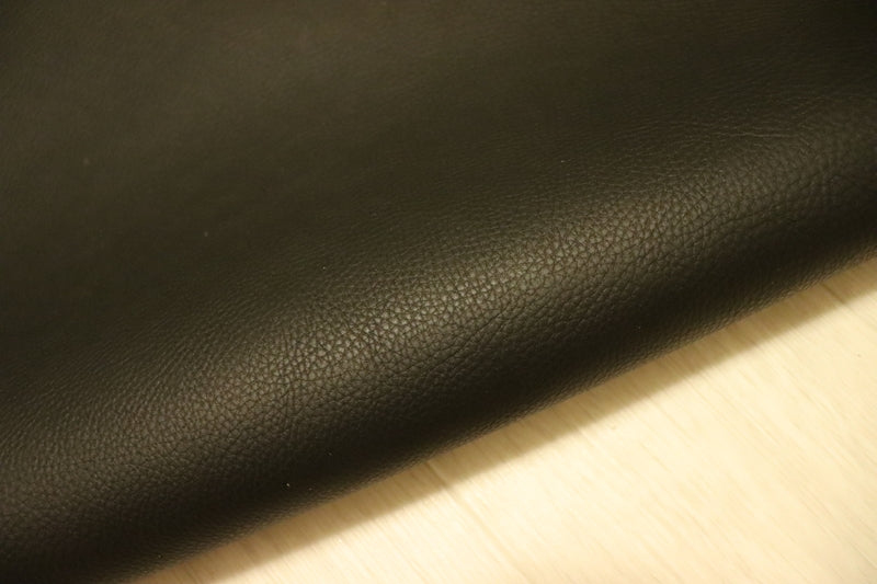 ds75円！[ブラック]新入荷 イタリアンレザー 牛革 ヌメ革 ショルダー シュリンク加工 上質 145ds