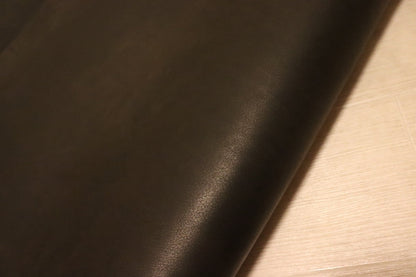 ds75円！[ブラック]新入荷 イタリアンレザー 牛革 ヌメ革 ショルダー スムース加工 上質 148ds