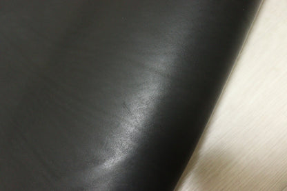 ds75円！[ブラック]新入荷 イタリアンレザー 牛革 ヌメ革 ショルダー スムース加工 Wショルダー 170ds