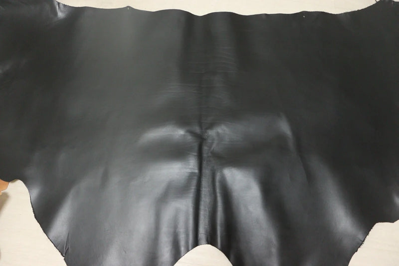 ds75円！[ブラック]新入荷 ベリー イタリアンレザー 牛革 ヌメ革 ショルダー スムース加工 Wショルダー 186ds