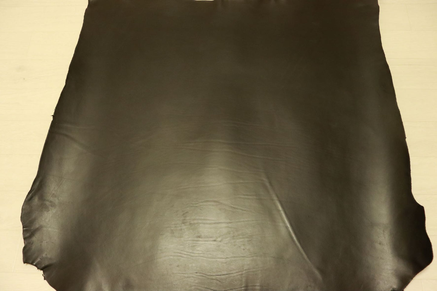 ds75円！新入荷！上質！トスカーナ　極厚ヌメ　ショルダー　ブラック　144ds