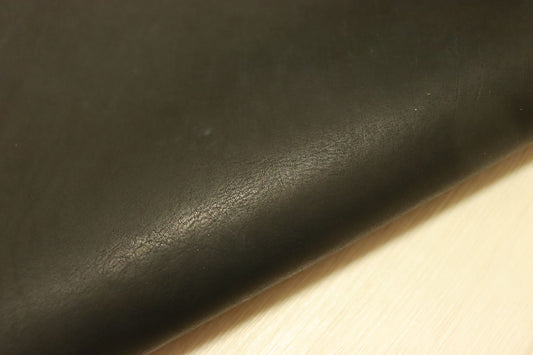ds72円！新入荷！CONCERIA 800社　ブラック　オイルヌメ　ショルダー　137ds