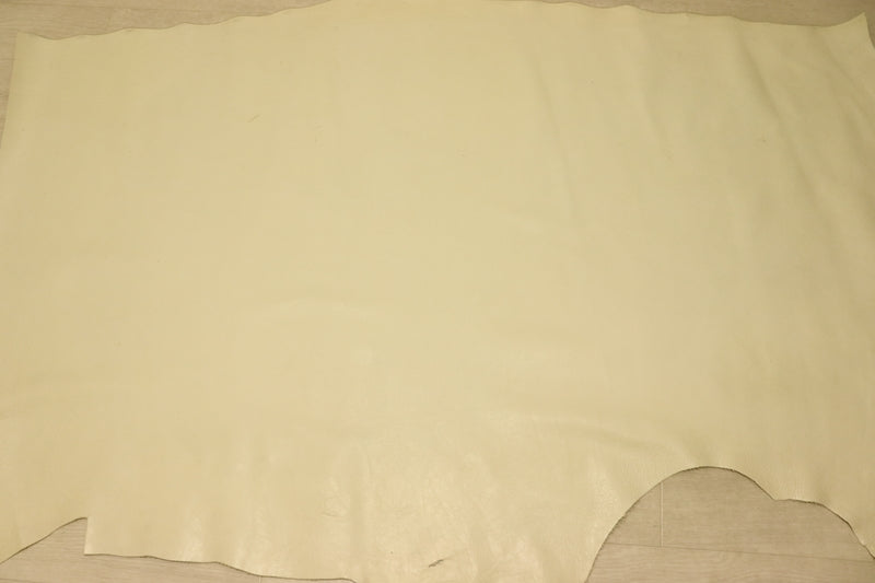 ds25円！[クリーム]新入荷 国産 牛革 姫路レザー クロム革 シュリンク加工 訳あり 160ds