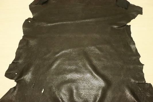 ds27円！[ブラック]SALE!国産 豚革 クロコ型押し  126ds