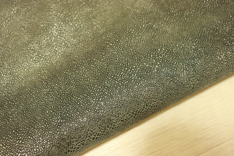 ds28円！[ダークシルバー]新入荷 国産 豚革 クロム革 エンボス加工 130ds