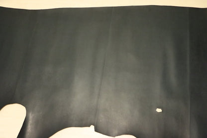 ds28円！[ネイビー]新入荷 国産 牛革 姫路レザー クロム革 エンボス加工 240ds