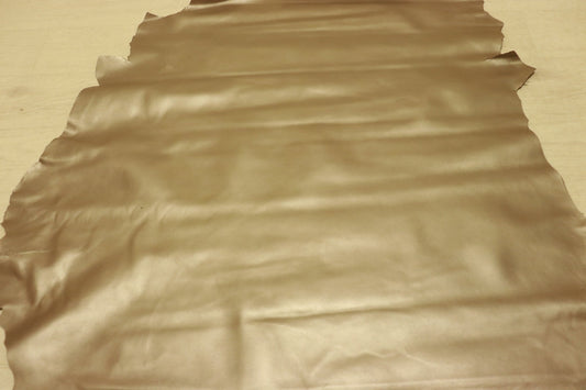 ds28円！[シルバー系]SALE!国産 ひつじ革 スムース加工  70ds