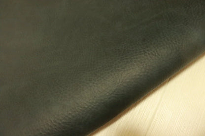 ds75円！新入荷！上質！オイルワックス　シュリンク加工　ショルダー　ヌメ革　139ds