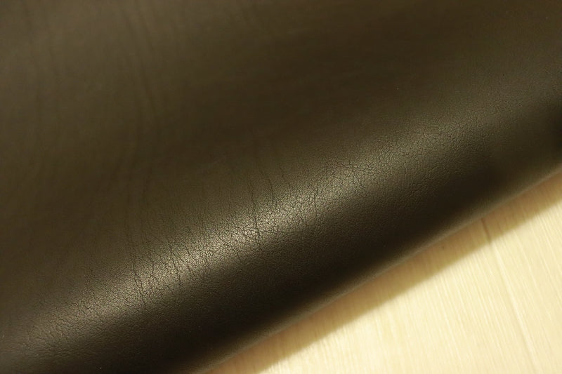 ds75円！[ブラック]新入荷 イタリアンレザー 牛革 ヌメ革 ショルダー スムース加工 上質 147ds